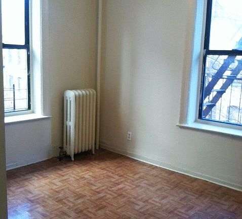 4th image of 1593 Bedford Ave APT 3B