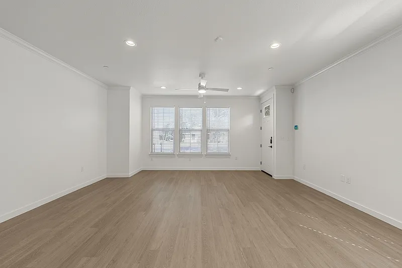 1416 Speight Ave — Photo 3