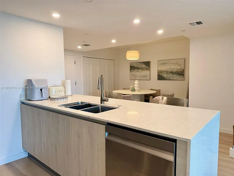 13800 Highland Dr #307 — Photo 27