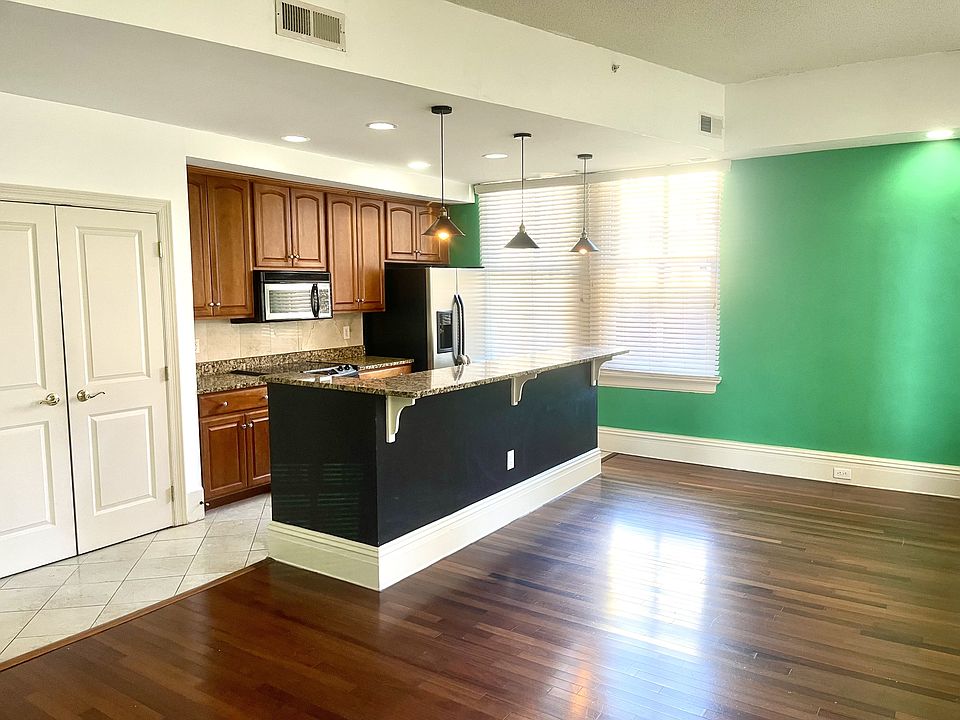 1st image of 6 N 6th St Floor 1