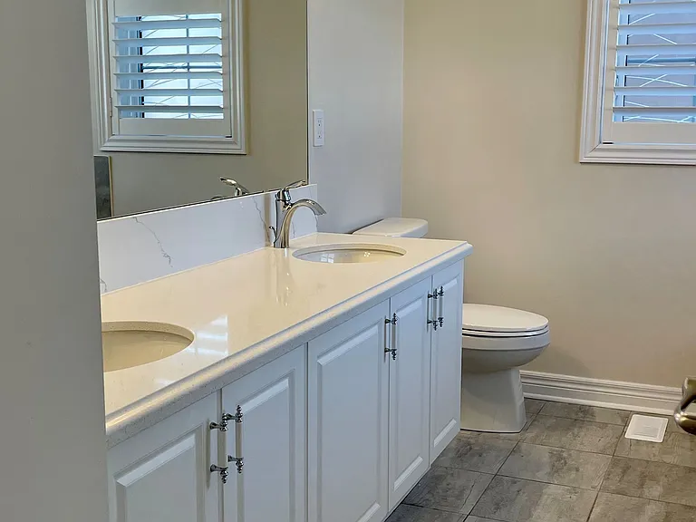 343 N Park Blvd — Photo 15