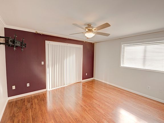 5th image of 2017 Eastlake Ave E APT 201