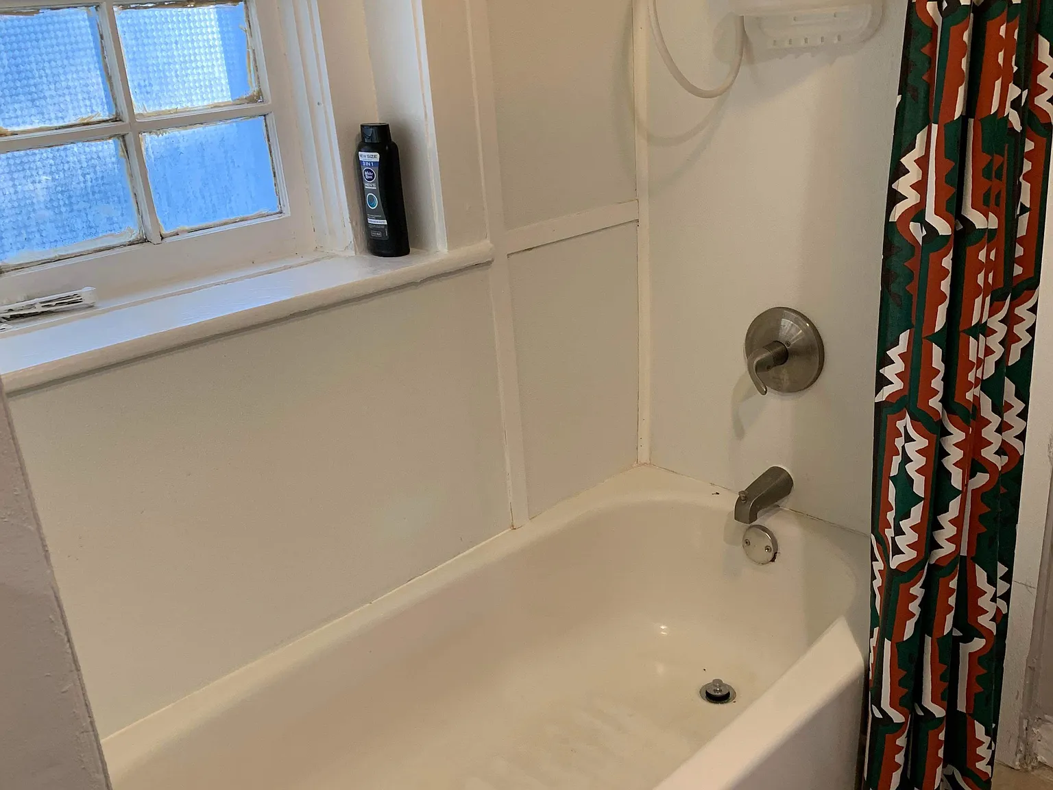 1 bed, 800 sqft, $1,200 — Photo 3