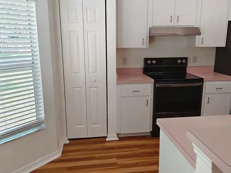 2415 NW 52nd Pl — Photo 21
