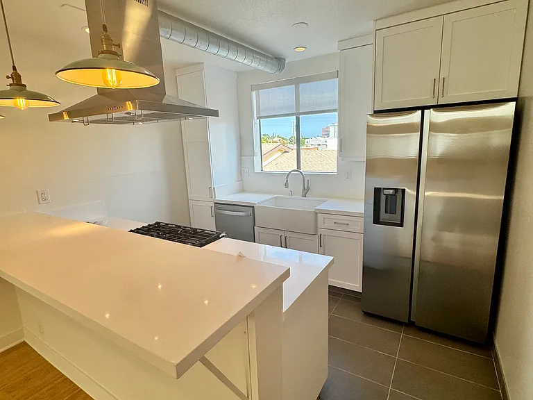 1628 S Bundy Dr #208 — Photo 9