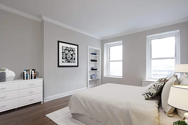 Rented by R New York | media 11