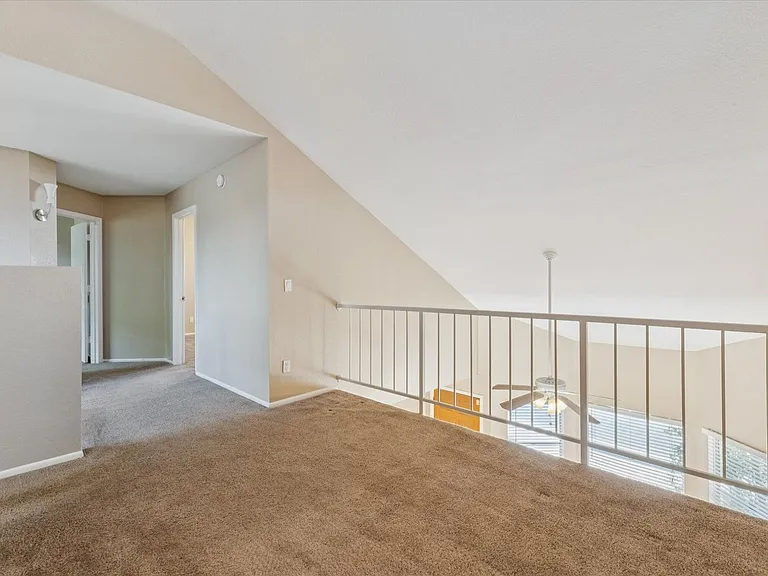 1743 E Tara Dr — Photo 16