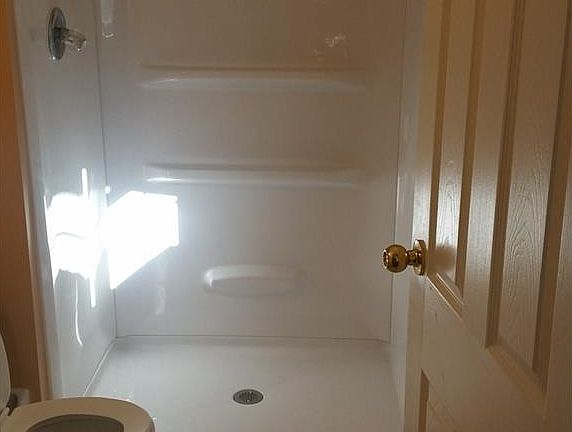 5th image of 5714 Winship Dr