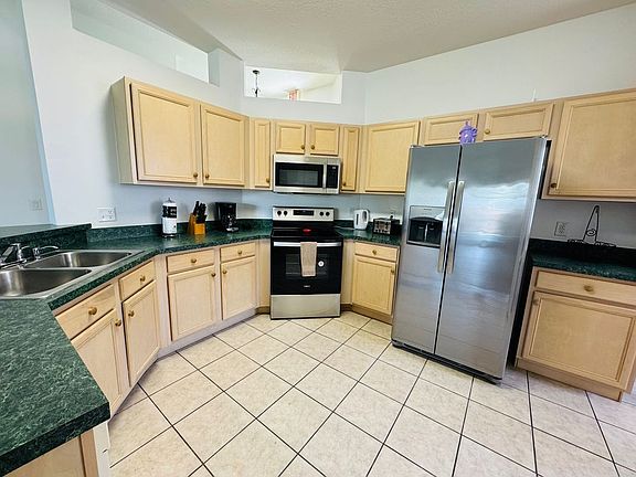2nd image of 400 Montara Dr