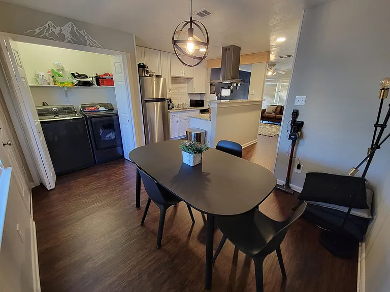 1411 Airline Dr #A — Photo 10