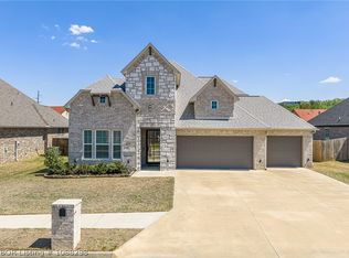 6911 Forest Canyon Dr, Fort Smith, AR 72916