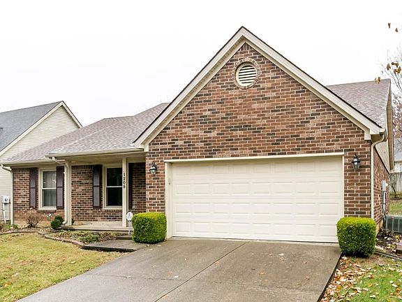 3rd image of 1205 Speculator Ct