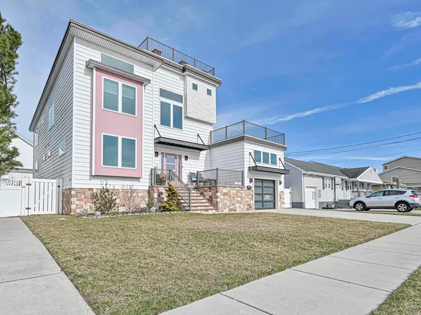 239 12th St S, Brigantine, NJ 08203