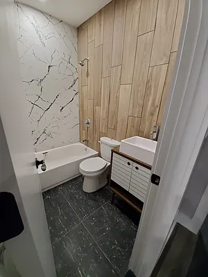 Rented by Aron Fried, LREB | media 28