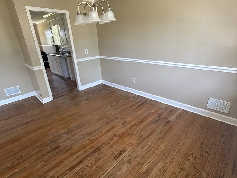 3208 Downes Grove Rd — Photo 12