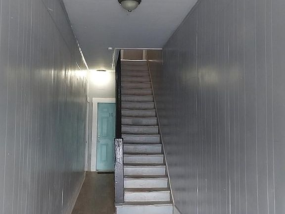 2nd image of 3215 W Gerald Ave #5