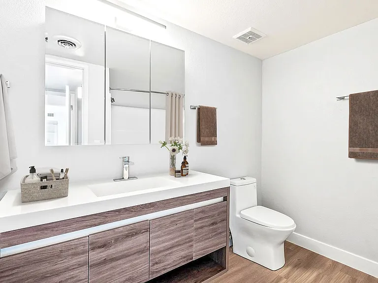 Echo Luxury Apartments — Photo 188