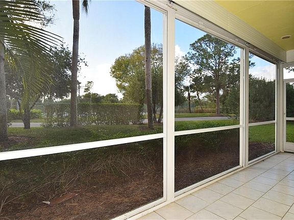 3rd image of 1600 SE Saint Lucie Blvd APT 208