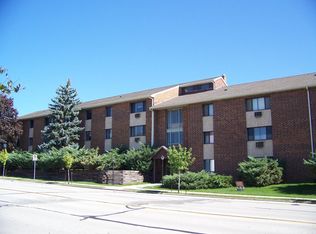 1444 S 70th St APT 108, West Allis, WI 53214