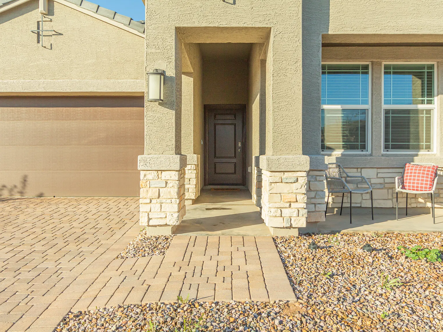 4 bed, 1850 sqft, $2,400 — Photo 4