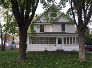 563 W 4th St APT 3, New Richmond, WI 54017
