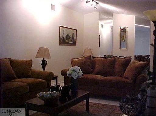 2nd image of 814 Highlands Blvd