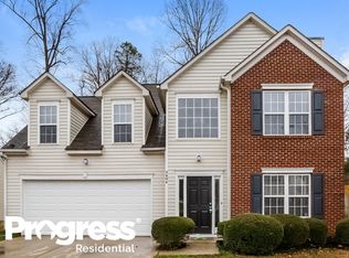 5404 Kiev Dr, Charlotte, NC 28216