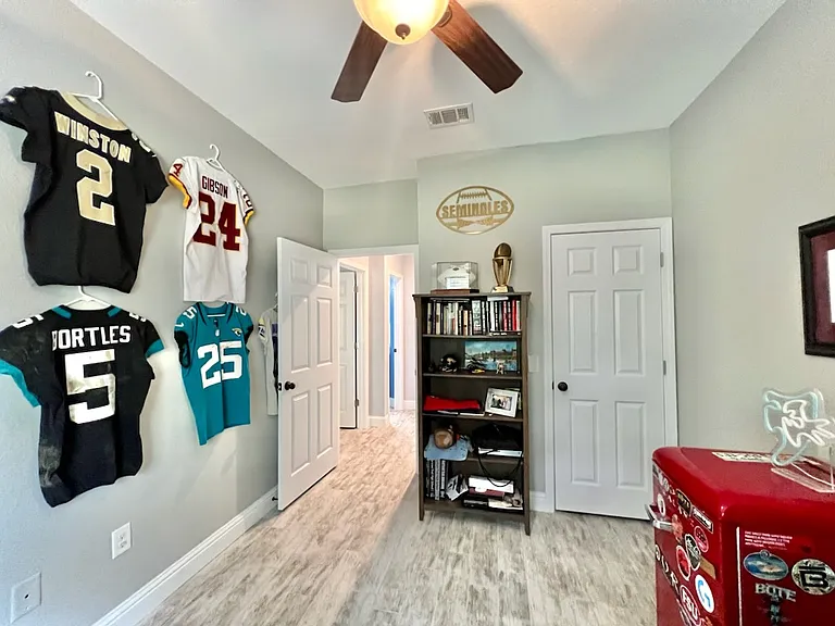2100 Pomegranate Ct — Photo 12