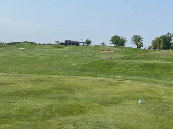 5914 Rub Of The Green St, Saint Cloud, MN 56304