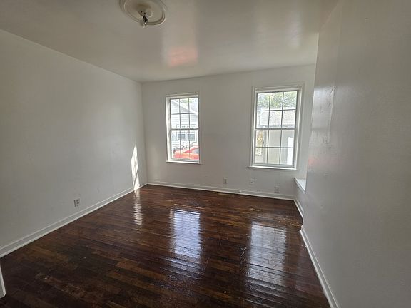 5th image of 3173 Huisache St