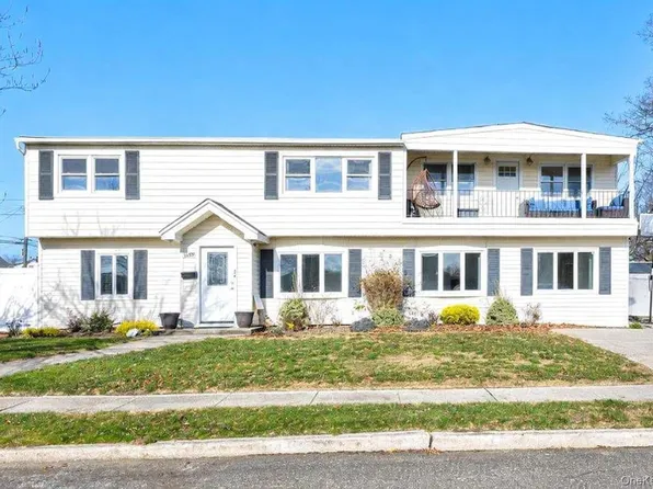 3309 Nelson Street, Wantagh, NY 11793