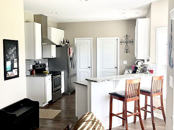 5th image of 234 Silver Hills Dr