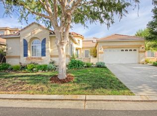 9711 N Willey Ct, Fresno, CA 93720