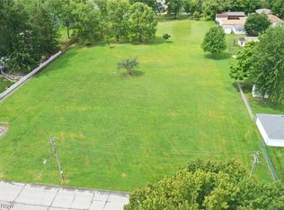 Cross St, Berea, OH 44017