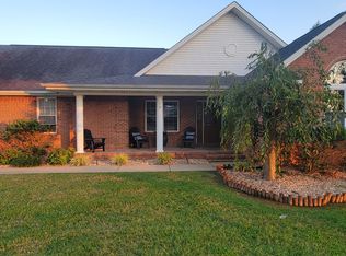 15 Twin Lakes Dr, Somerset, KY 42503