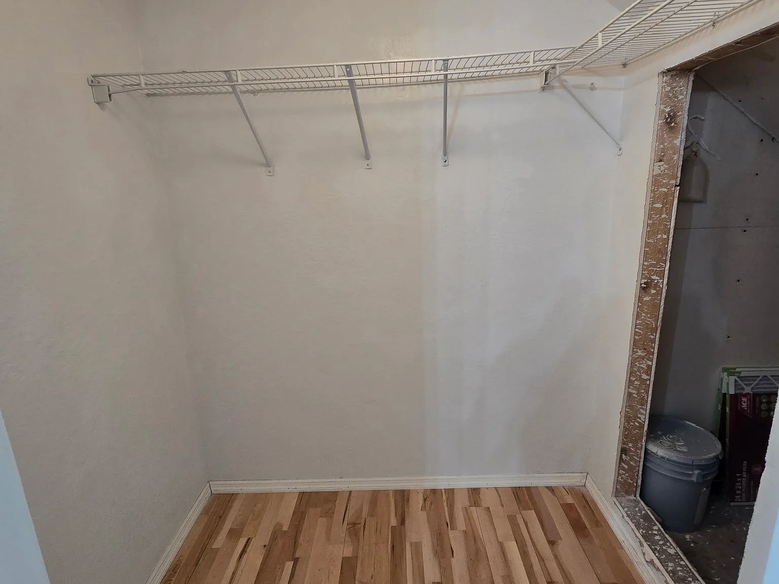 3 bed, 1474 sqft, $2,500 — Photo 4