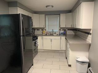21800 Middlebelt Rd, Farmington Hills, MI 48336