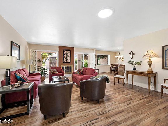 4th image of 8010 N Casas Carmen
