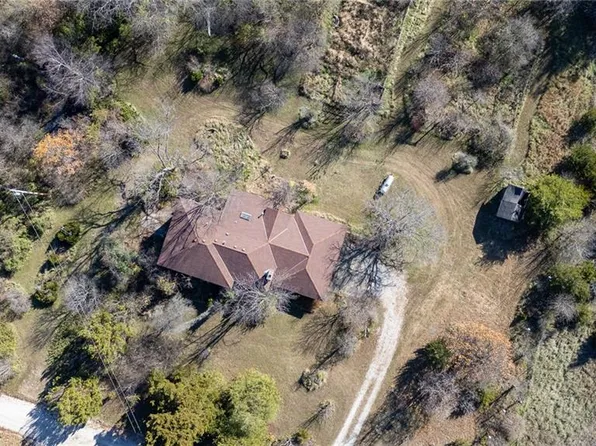 34301 E 195th St, Pleasant Hill, MO 64080