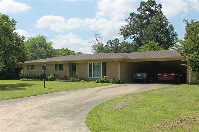 1st image of 2817 Mary Mack Dr