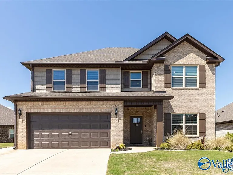 107 Ranna Dr — Photo 1