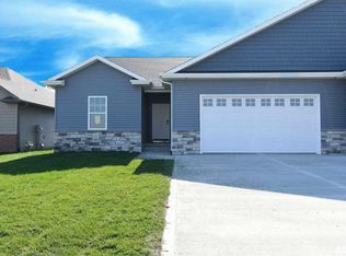 5412 Verdant Ln, Springfield, IL 62711