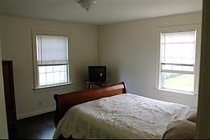 5th image of 409 27th St #A