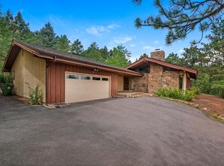 32 Upland Rd, Colorado Springs, CO 80906