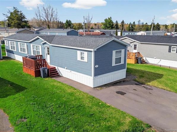 57 Blossom Ave, Riverview, NB E1B 4Y7