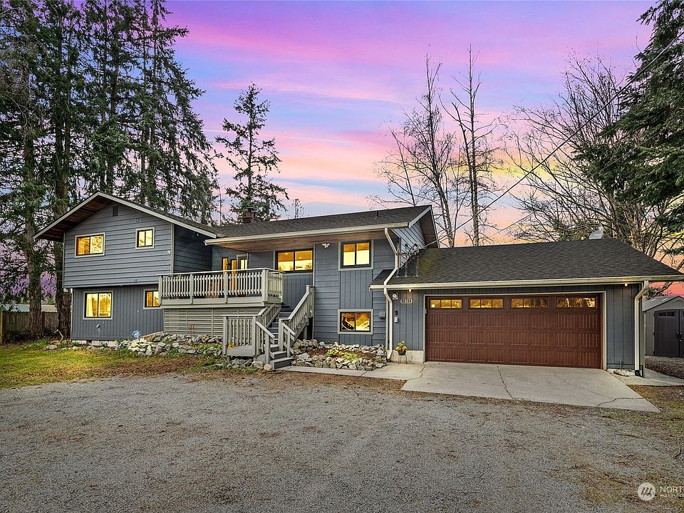 1st image of 32728 68th Avenue NW