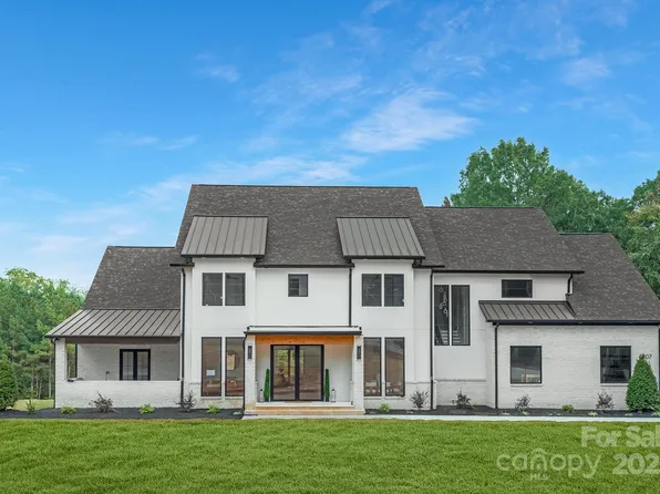 6907 Weddington Matthews Rd, Matthews, NC 28104