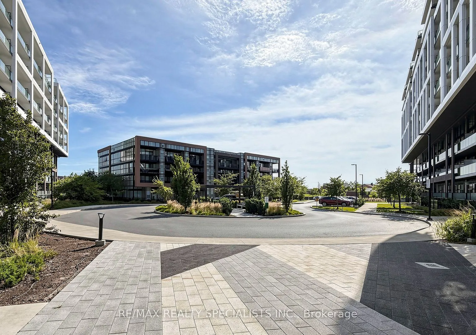 1 bed, $2,000 — Photo 2