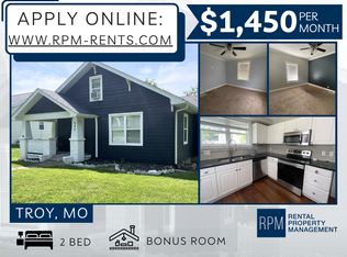 990 W Cherry St, Troy, MO 63379