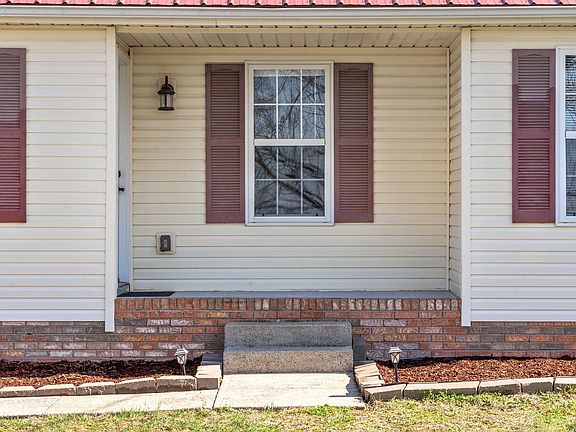 5th image of 1808 Carneal Ln